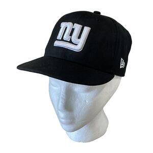 New York Giant’s Football Cap/Hat NFL Football New Era Size Youth Black/White